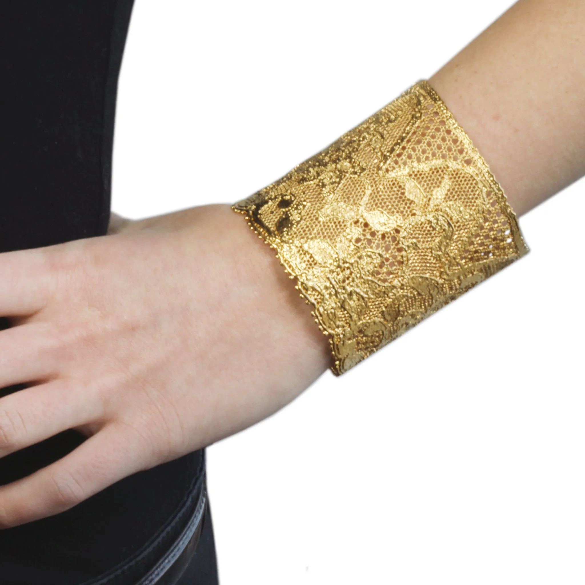 Dorothy - Exquisite Lace Cuff Bracelet
