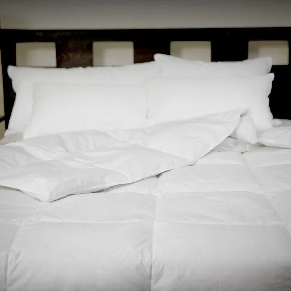 Exquisite Hotel Collection All Season Down Comforter / King/Cal King