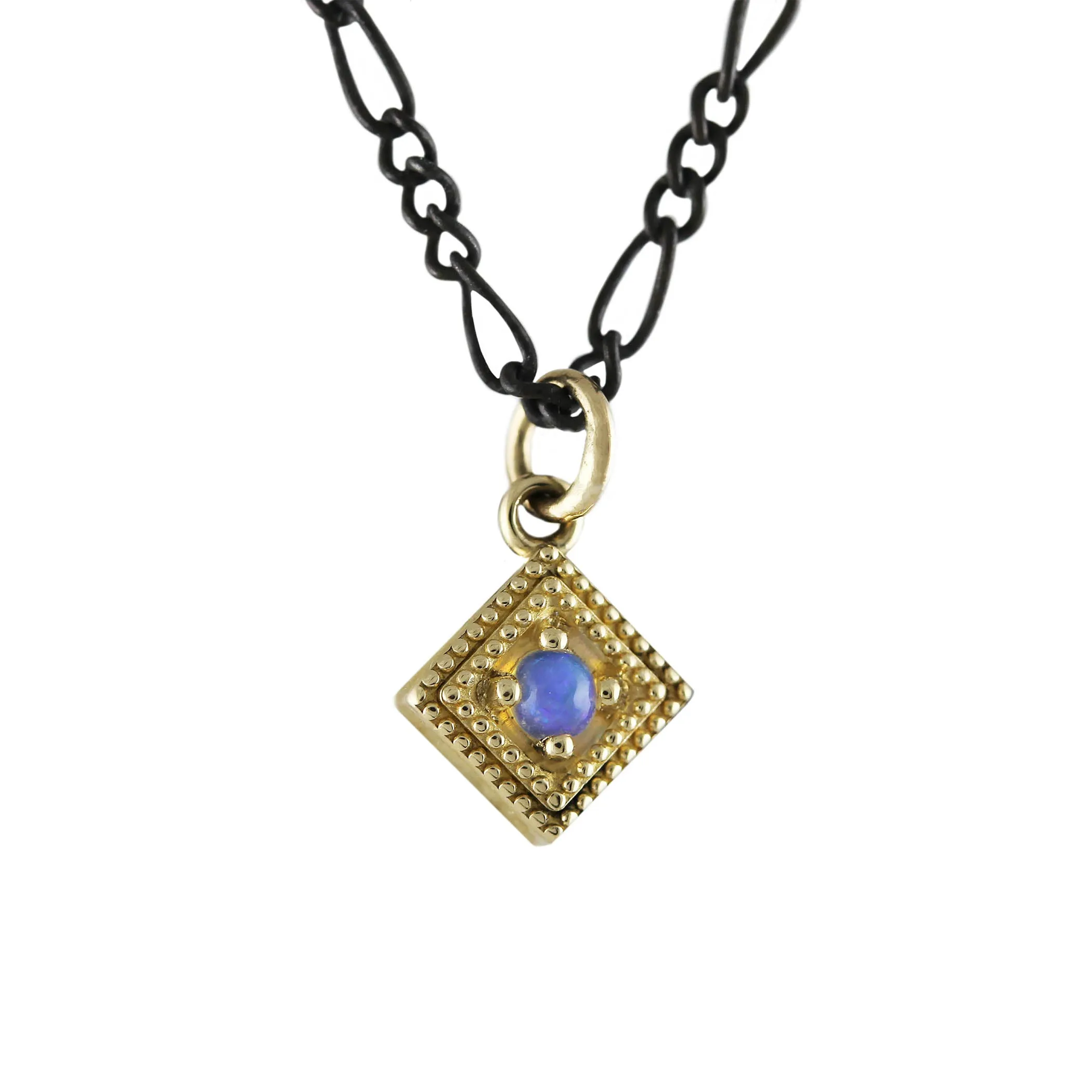 NOIR SAYULITA NECKLACE