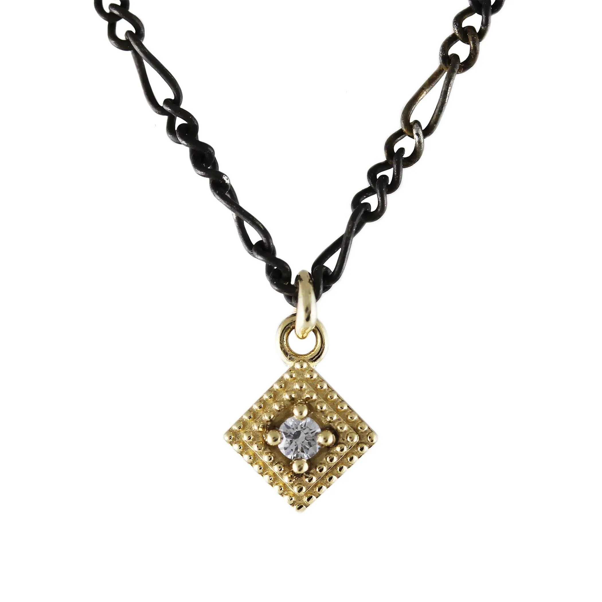 NOIR SAYULITA NECKLACE