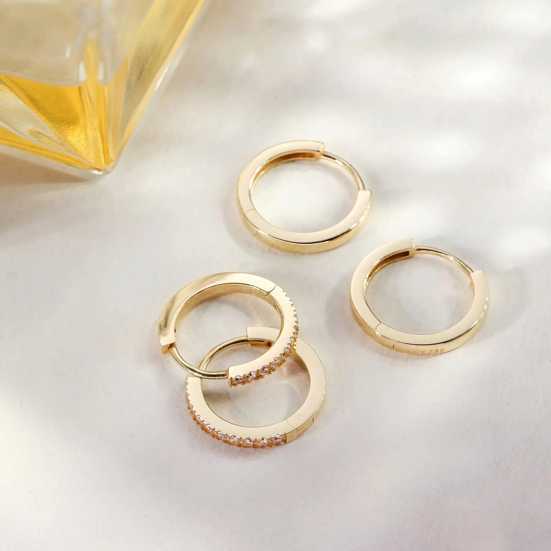 Pavé Cubic Zirconia Huggie Hoops (12mm)
